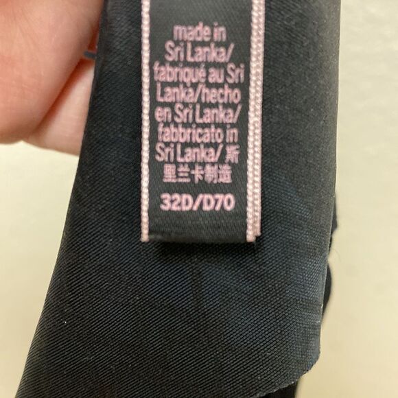 Victoria's Secret Lined Demi Bra 32D - Picture 3 of 6